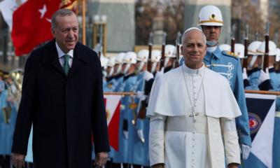 সফরে তুরস্ককে মধ্যস্থতাকারীর ভূমিকা গ্রহণের আহ্বান পোপের