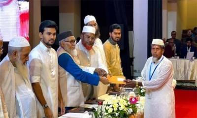 শহীদ পরিবার পেল ৭ কোটি ৭০ লাখ টাকার সহায়তা 