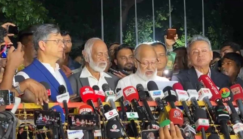 উপদেষ্টা পরিষদ পুনর্গঠন ও নির্বাচনের রোডম্যাপ চাইল বিএনপি