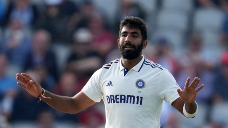 প্রথমবারের মতো বোলিংয়ে সেঞ্চুরি বুমরাহর