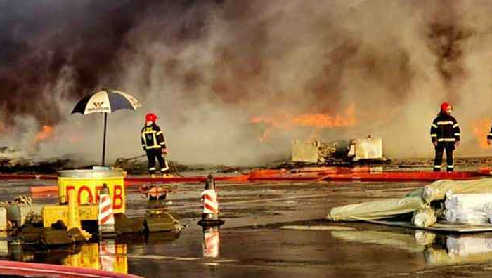 ‘শাহজালালে আগুন কেবল দুর্ঘটনা নয়, ষড়যন্ত্রও থাকতে পারে’